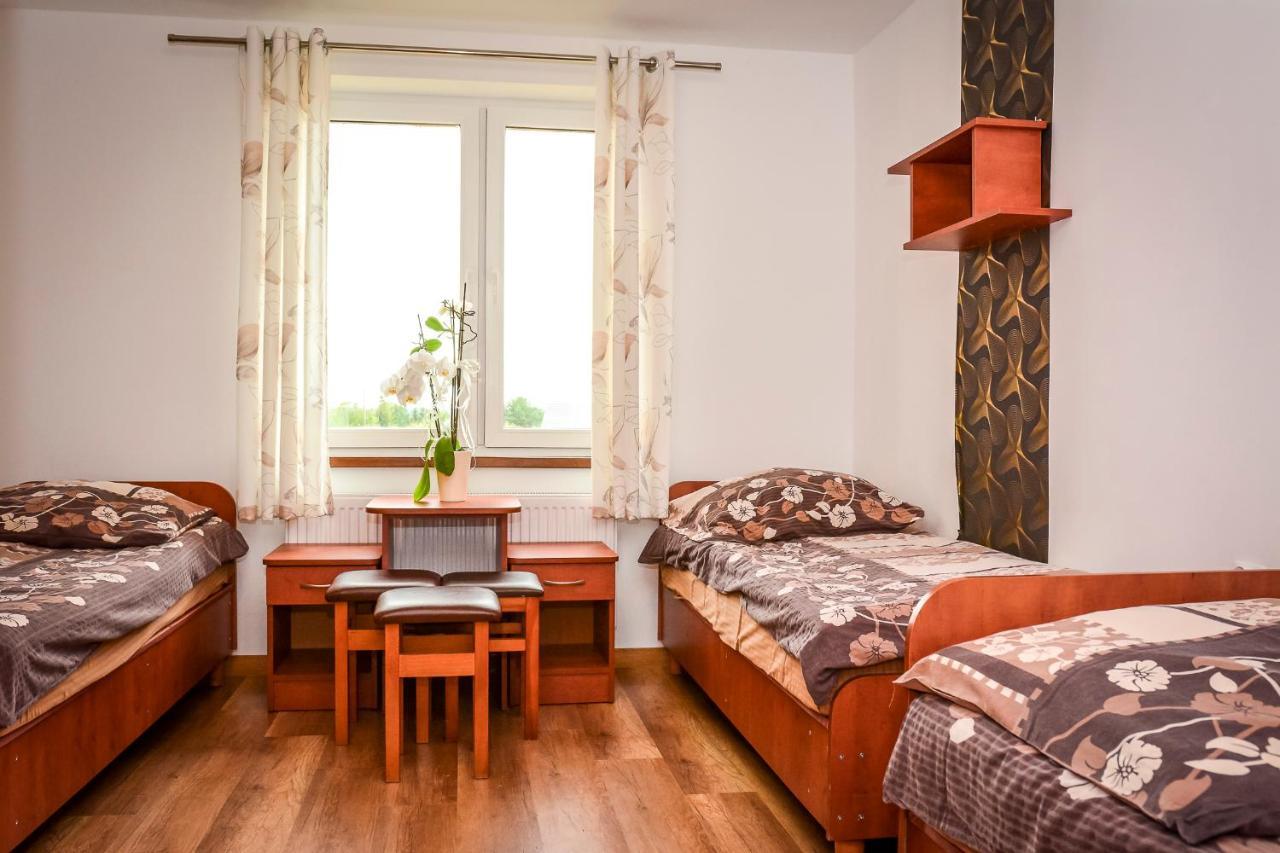 Bed and Breakfast Osrodek Wczasowo-Kolonijny Bazylak Rewal Exterior foto